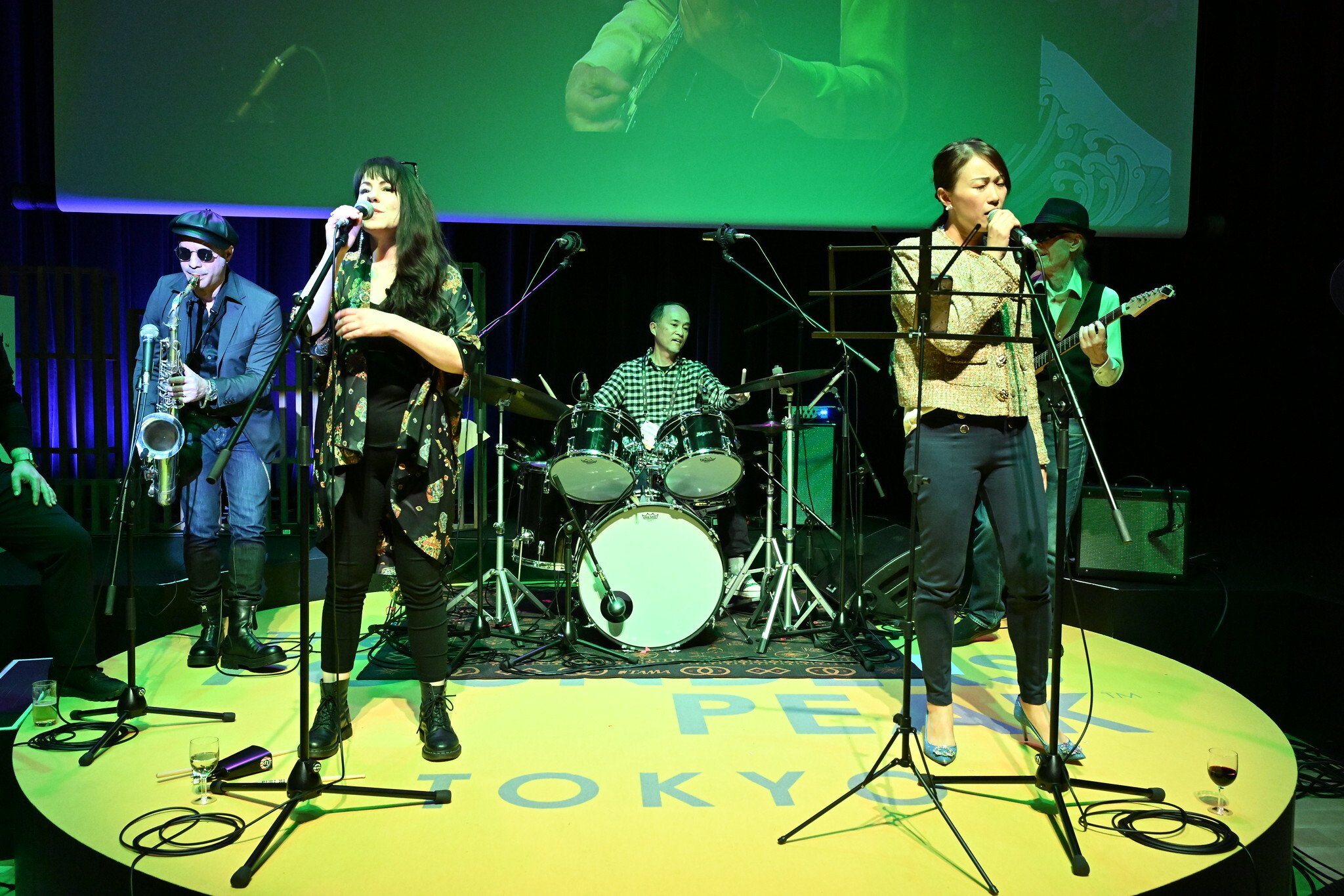 53573065094_f6a3df2ae1_k-1