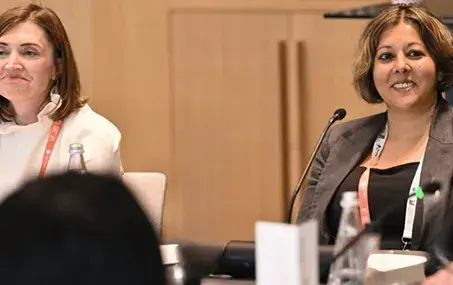 Central Banks & Regulators 